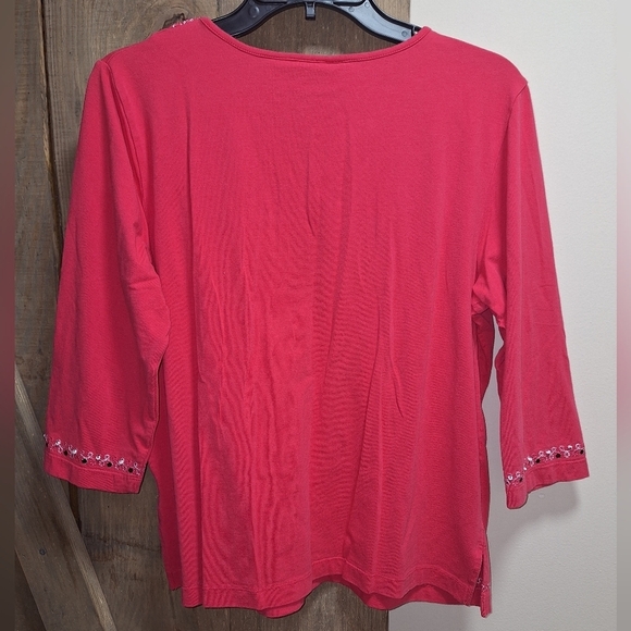 Alfred Dunner 3/4 sleeve pink tunic top with embroidery in a medium petite. - Picture 6 of 9